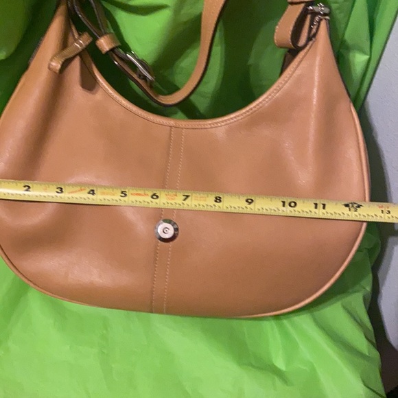 Coach tan shoulder bag - Picture 13 of 13